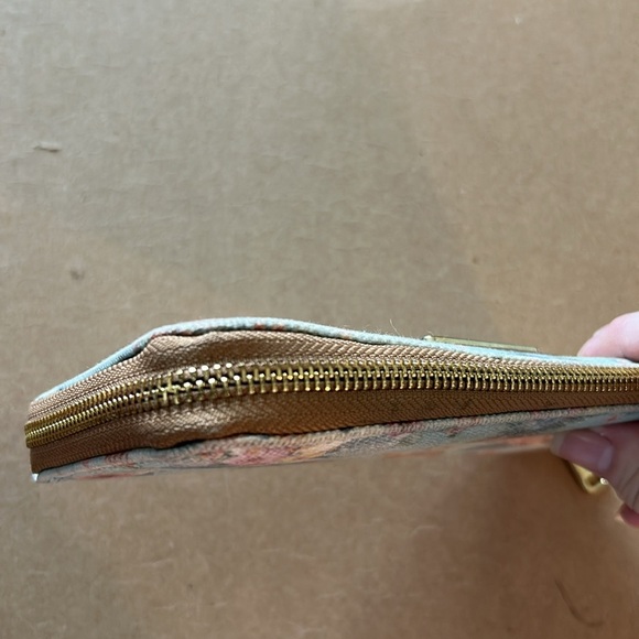 NWOT Disney Stitch Loungefly pastel wallet RARE zip around - Picture 7 of 16